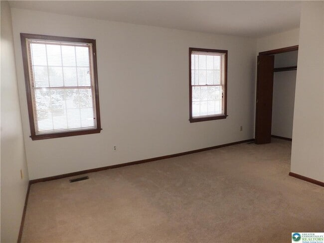 Building Photo - 1207 Kressler Rd