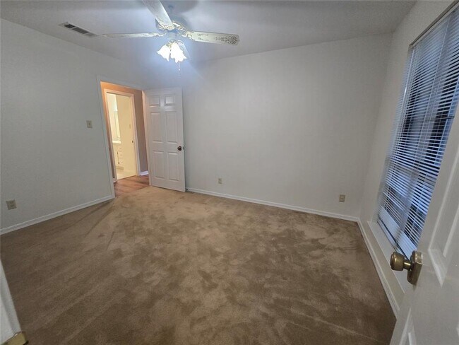 Building Photo - 142 Kamakoa Ln