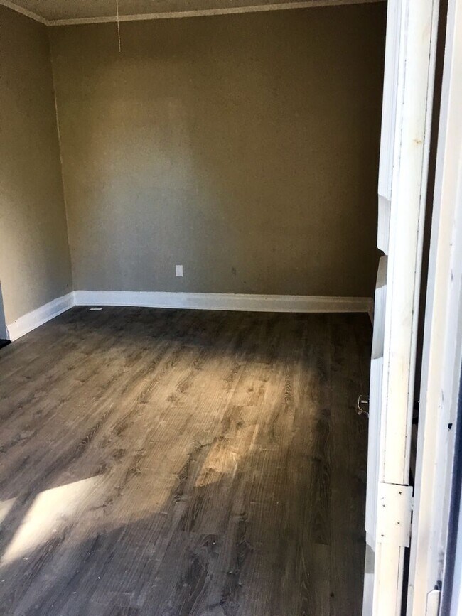 Building Photo - *** Amazing Apartment in Mt. Washington * ...