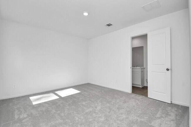 Building Photo - 22760 Hackberry Leaf Dr