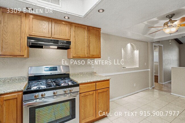 Building Photo - 3309 E Glen Dr