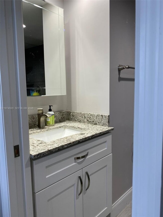 Building Photo - 2929 S Ocean Blvd