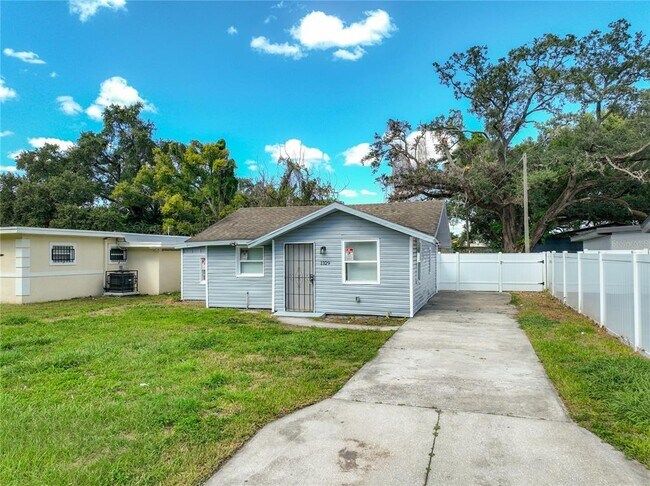 Building Photo - 1329 30th St