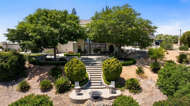 Building Photo - 14215 Killarney Dr