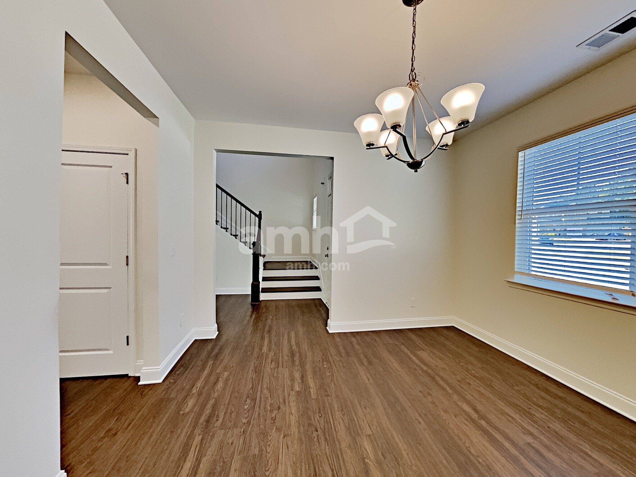 Building Photo - 3557 Okelly Dr