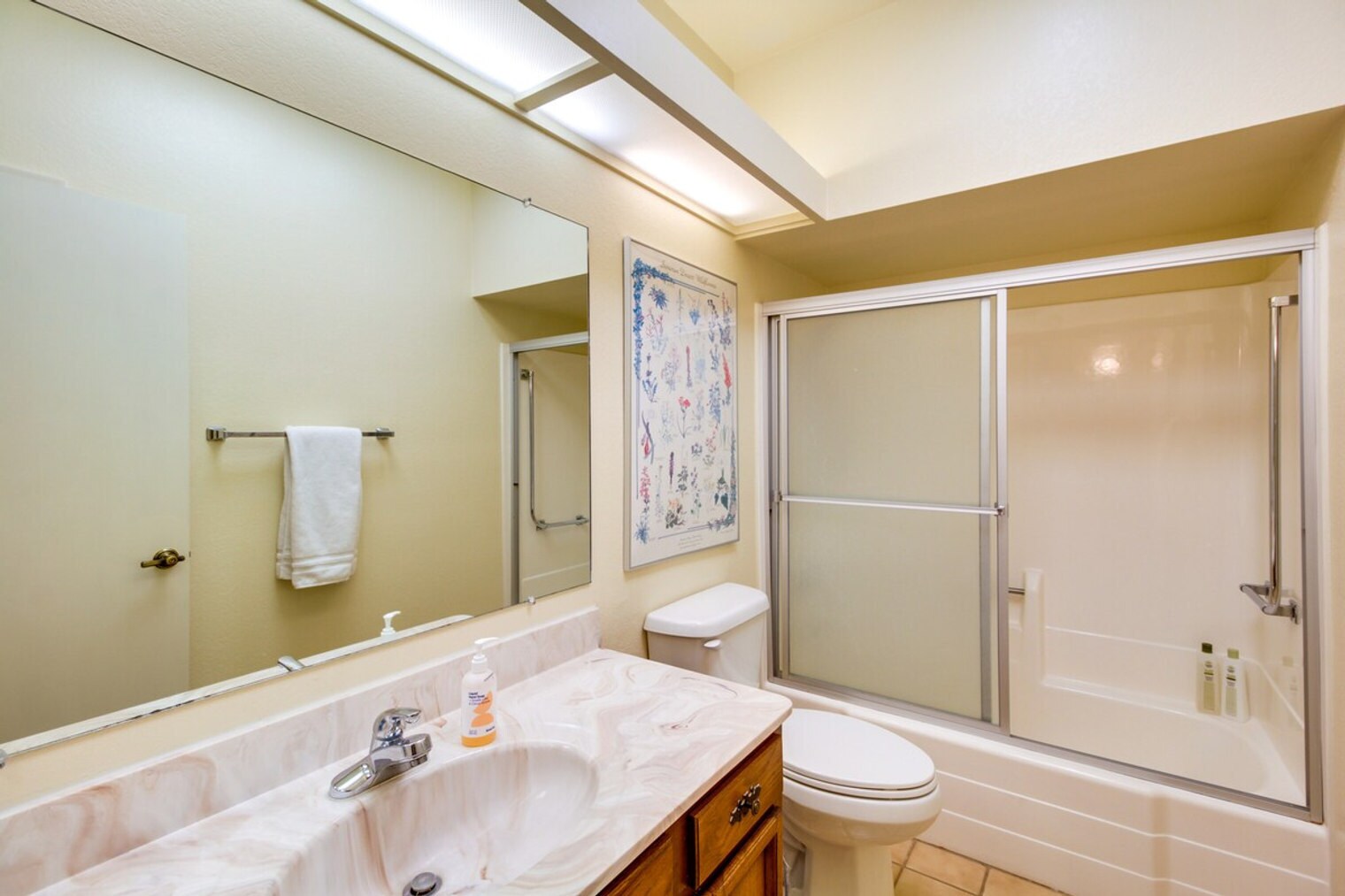 Building Photo - 815 Placita Topa