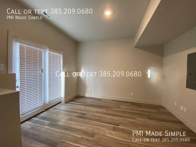Building Photo - 1029 E 1020 S