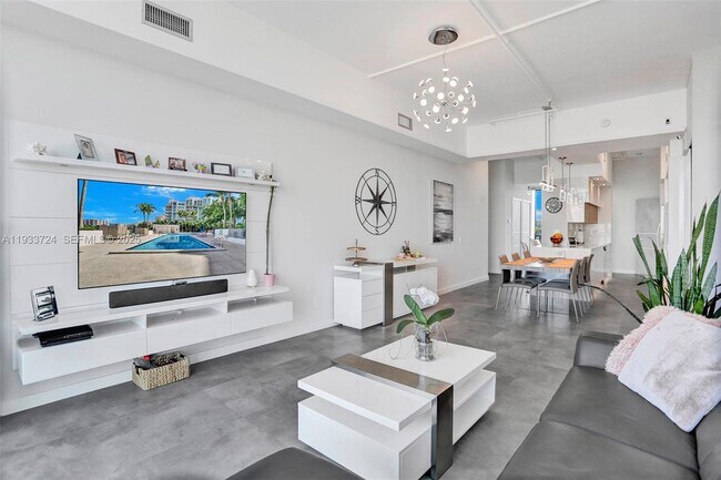 Building Photo - 3029 NE 188th St