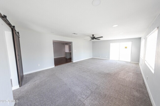 Building Photo - 2144 S Los Feliz Dr