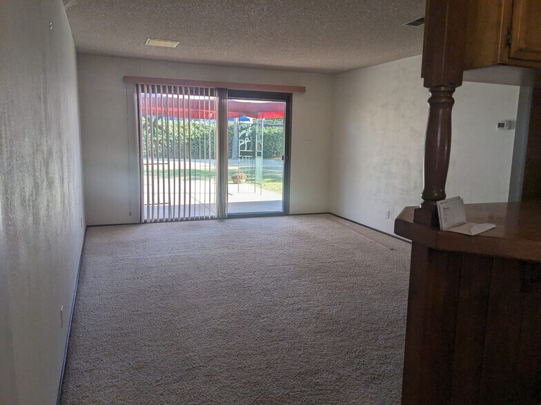 Building Photo - 3161 W Swift Ave