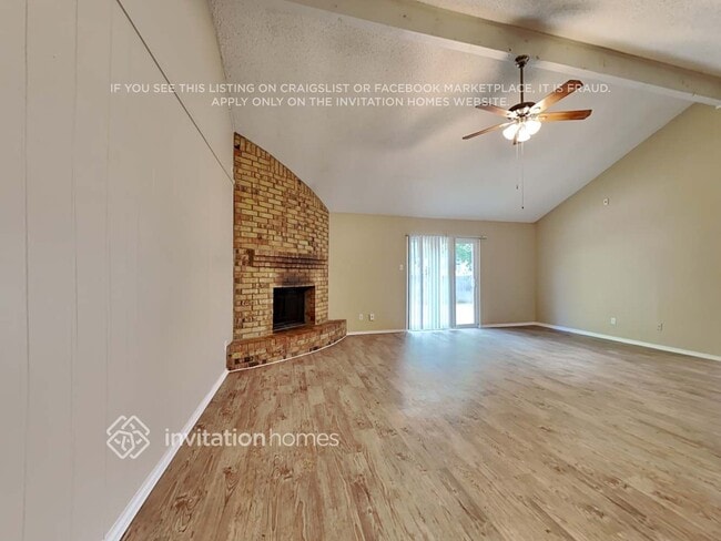 Building Photo - 6403 Walnut Springs Dr