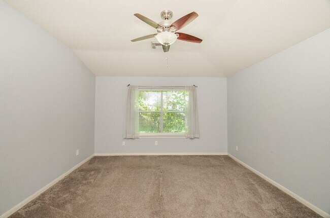 Building Photo - 26822 Kingston Glen Ln