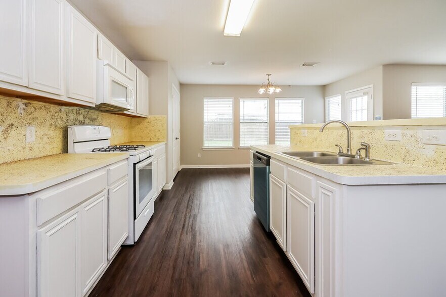 Building Photo - 9618 Eagle Eye Ln