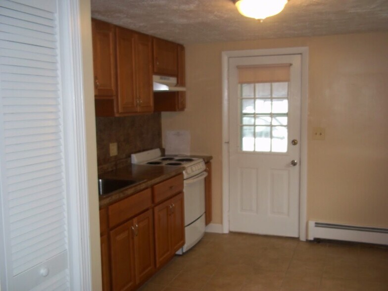 Building Photo - 33A Bridge St