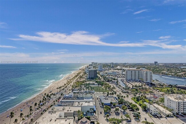 Building Photo - 101 S Fort Lauderdale Beach Blvd
