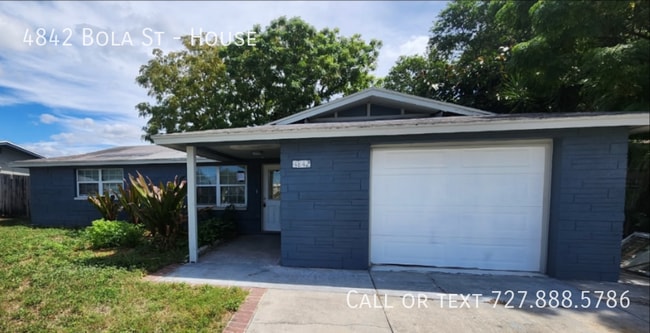 Building Photo - 4842 Bola St