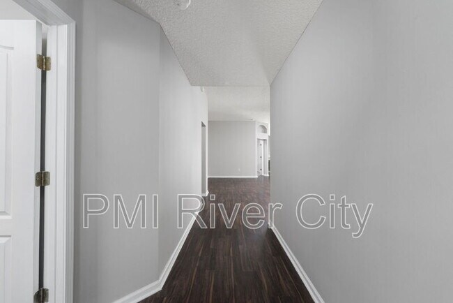 Building Photo - 6522 Skyler Jean Dr