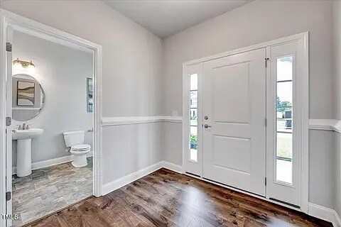 Building Photo - Room in House on Boomer St