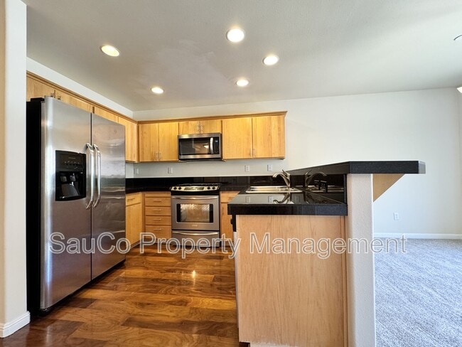 Building Photo - 2858 SW Tranquility Terrace