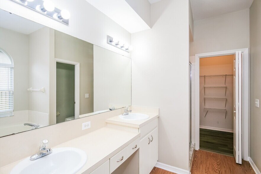 Building Photo - 22753 Beltrees Ct