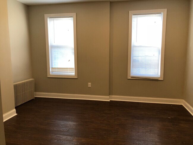 Building Photo - 96 Seaview Ave