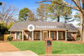 Building Photo - 4 Bedroom Pet-Friendly Home in GERMANTOWN, TN with Main Street Renewal