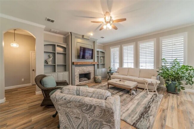 Building Photo - 1510 Pecan Valley Ct