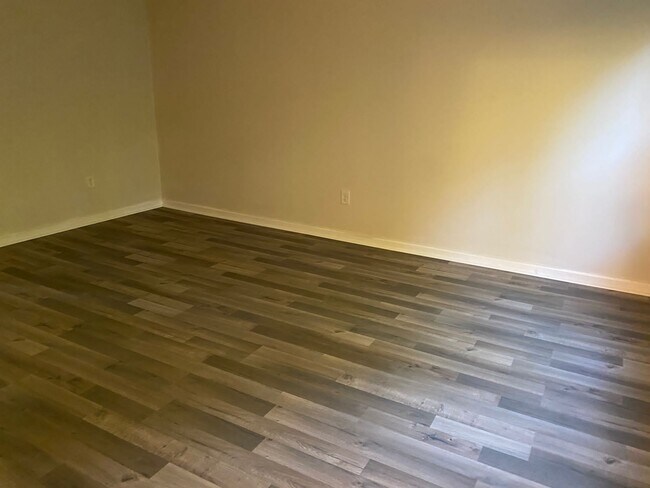 Building Photo - 3919 Beethoven Ct