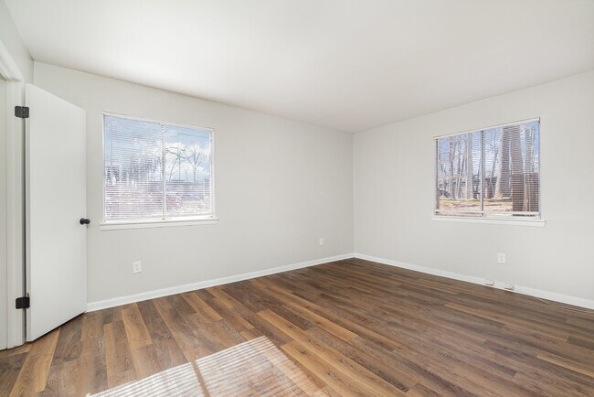 Building Photo - 216 Orchard Trace Ln