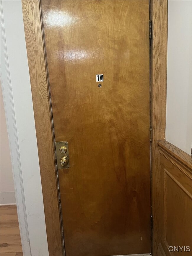 Building Photo - 1108 Madison St