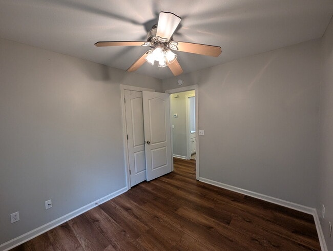 Building Photo - 117 Twin Gates Drive