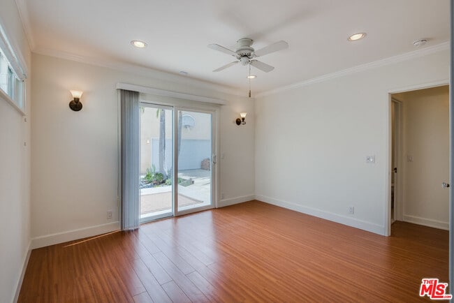 Building Photo - 4264 Mildred Ave