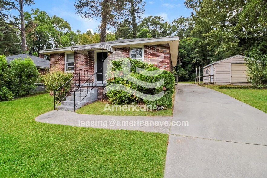 Building Photo - 5217 Spalding Ave