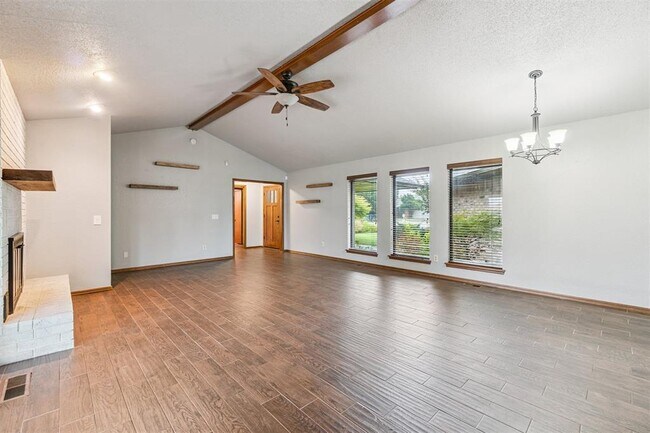 Building Photo - 11107 NW 110th St