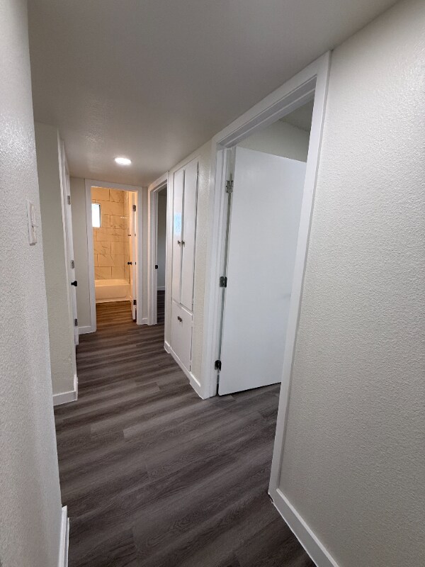 Building Photo - 5221 Bonita Ave