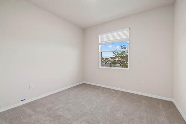 Building Photo - 642 157th Ct E