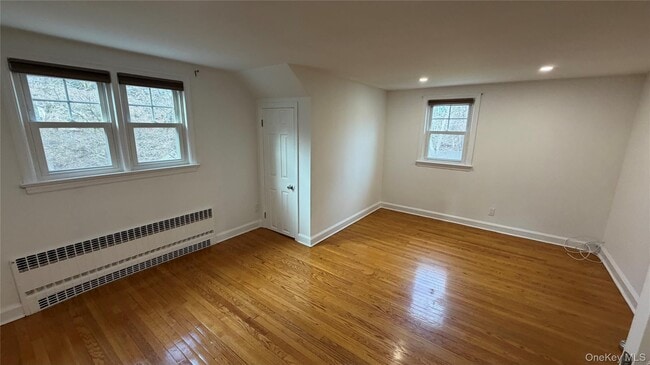 Building Photo - 2 Wyman St