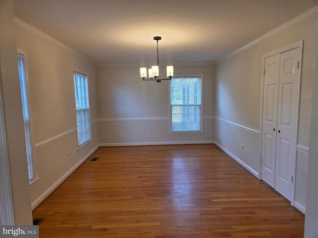 Building Photo - 1209 Perry William Dr