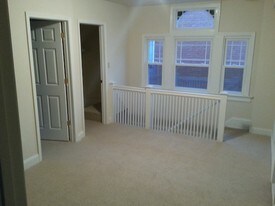 Building Photo - 1210 Delafield Pl NW