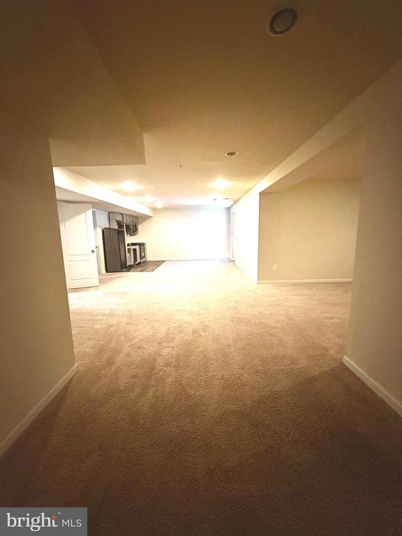 Building Photo - 3010 Winterbourne Dr