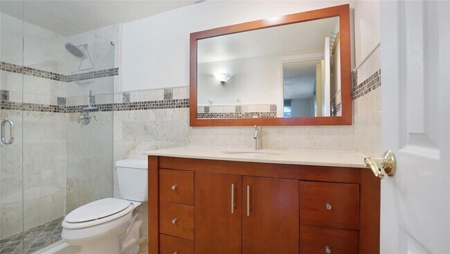 Building Photo - 4250 Galt Ocean Dr