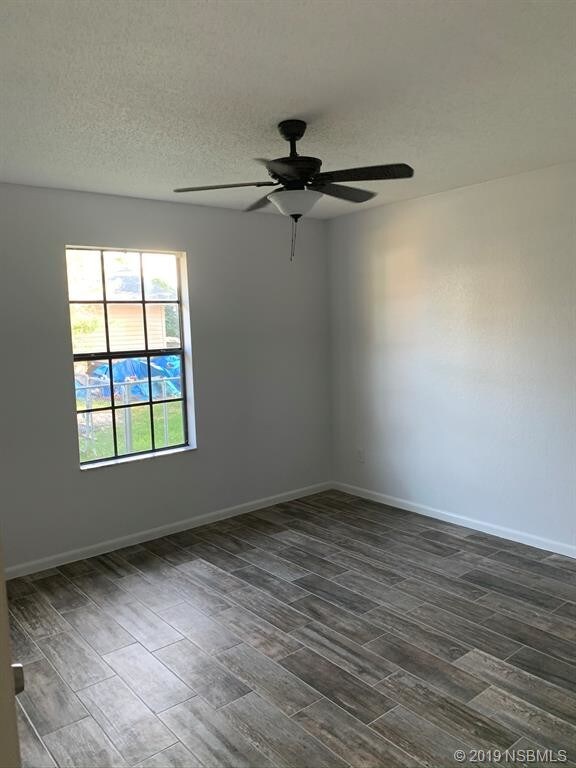 Building Photo - 3404 Juniper Dr