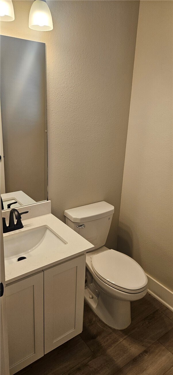 Building Photo - 310 W Kinniburgh Dr