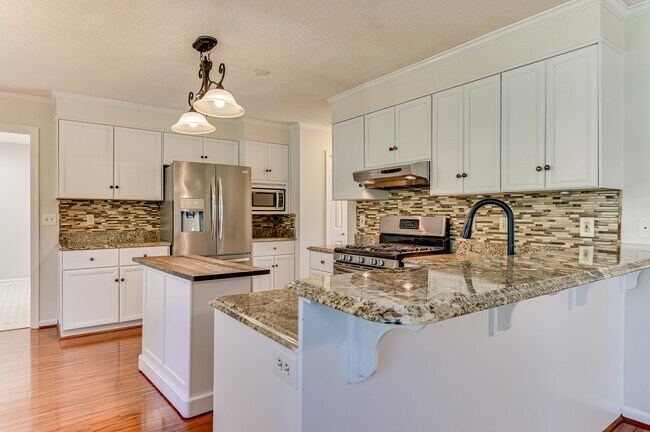 Building Photo - 4135 Fox Brush Dr