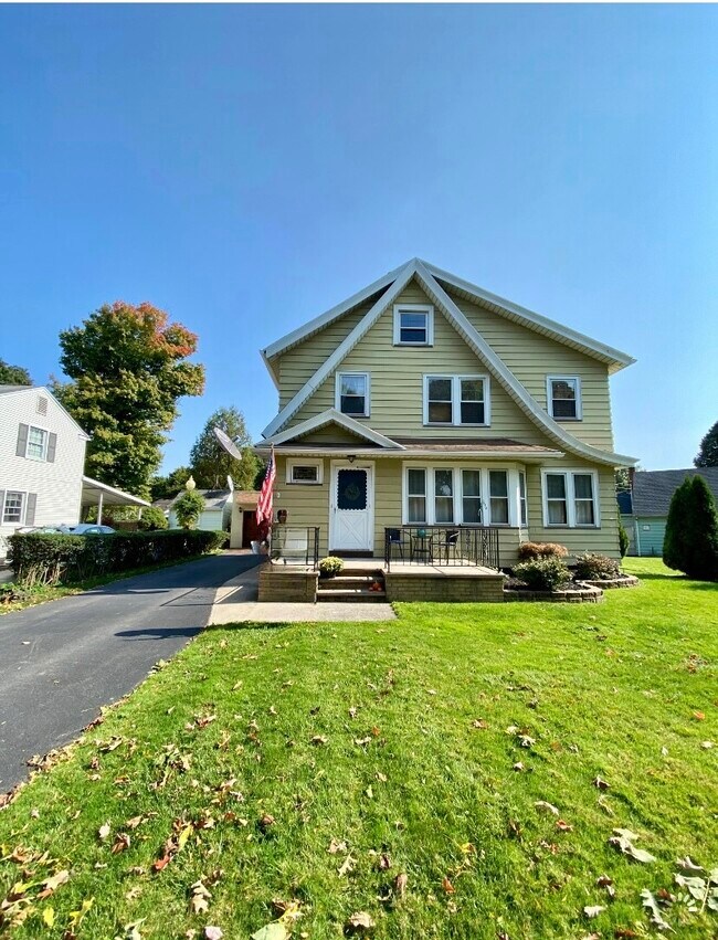 872 N Winton Rd 872 N Winton Rd Rochester NY 14609 Apartment Finder