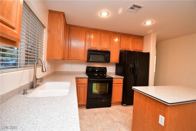 Building Photo - 11227 Andreola Ct