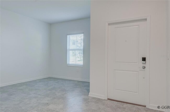 Building Photo - 2207 Sweet Honey Ln