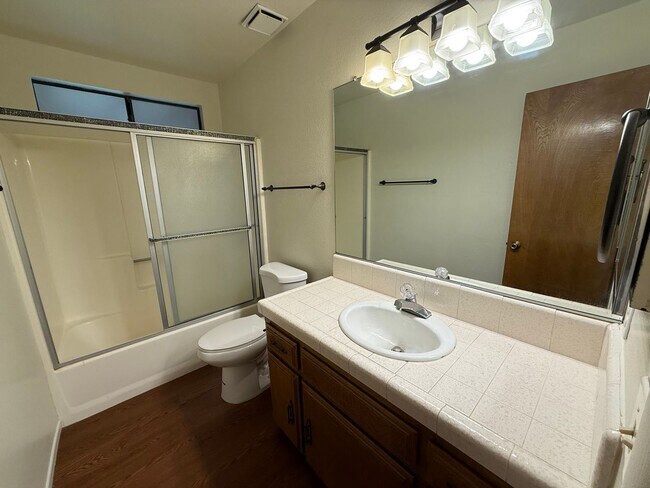 Building Photo - Victorville- Spring Valley Lake, 3 Bedrooms 2 bathrooms, New Paint