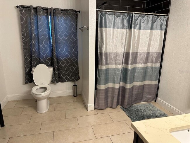 Building Photo - 2400 10th St