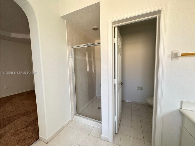 Building Photo - 7988 SW 165th Ct